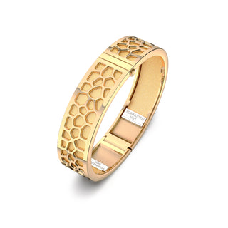 Shophouse Vanilla Hexagon Coral - Slim Bangle - Gold